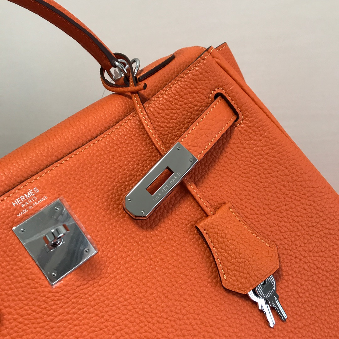 Hermes Kelly 32cm Handbag Shoulder Bag in Orange Togo Leather